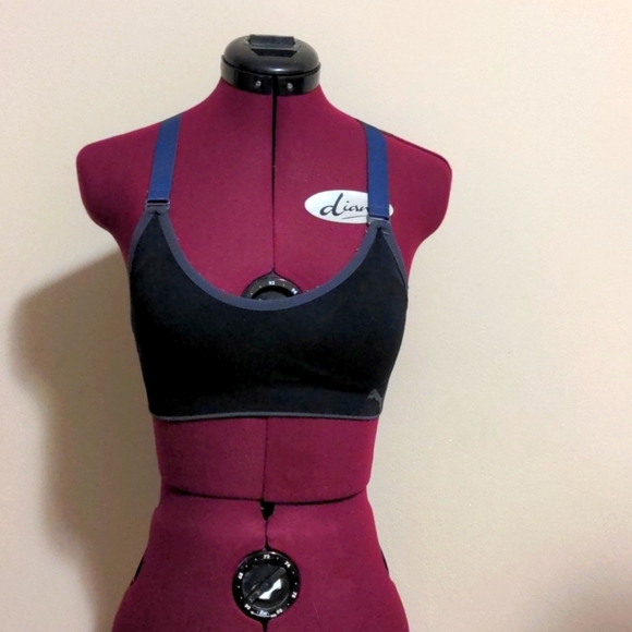 Puma sort bra - Picture 1 of 3